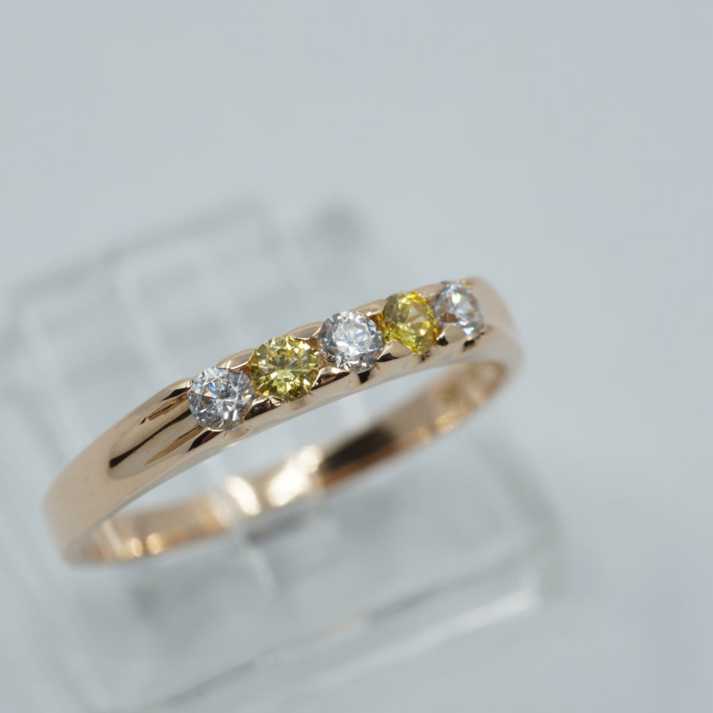 Vintage 2001 14K Gold Five-Stone Ring