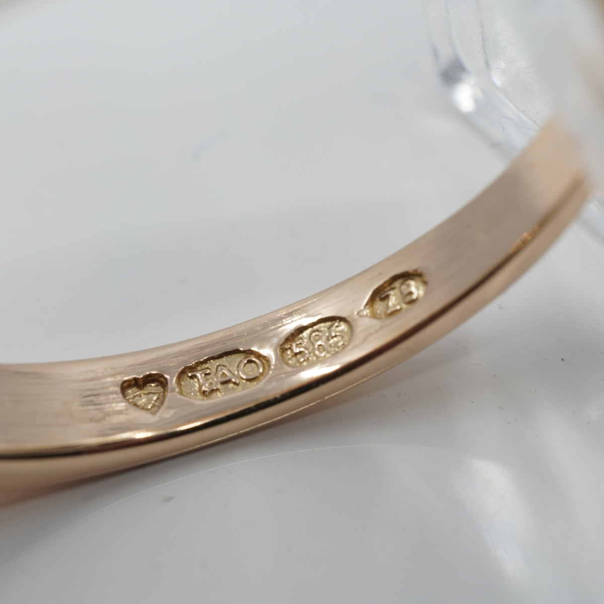 Vintage 2001 14K Gold Five-Stone Ring