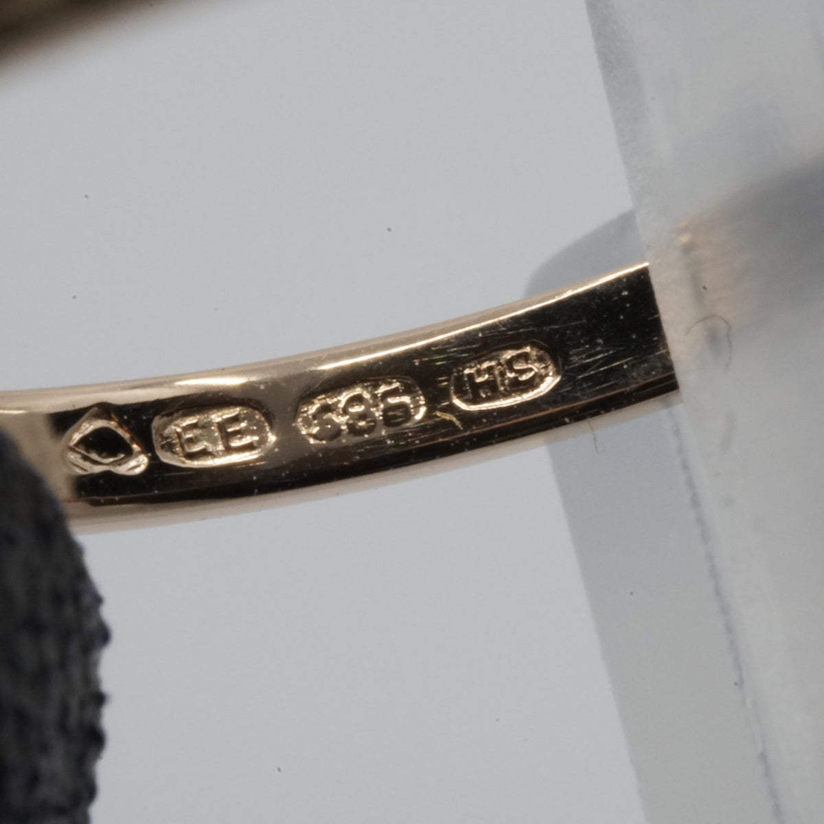 Vintage 14K Gold Patterned Band Ring
