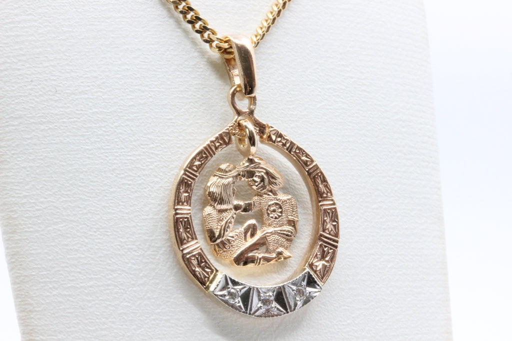 Vintage 14K Gold Zodiac Gemini Pendant