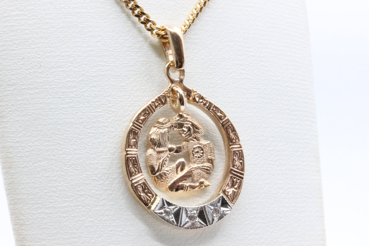 Vintage 14K Gold Zodiac Gemini Pendant
