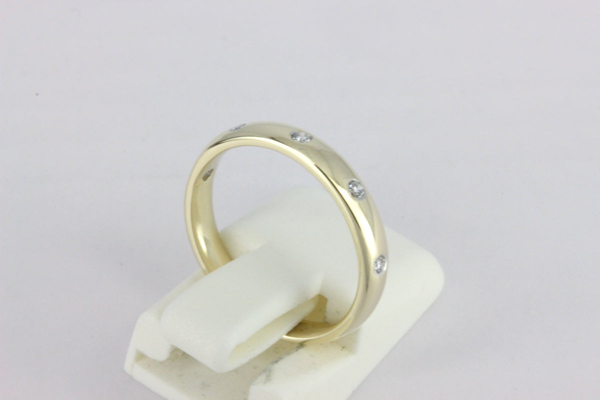 14K Yellow Gold 5 Diamond Ring
