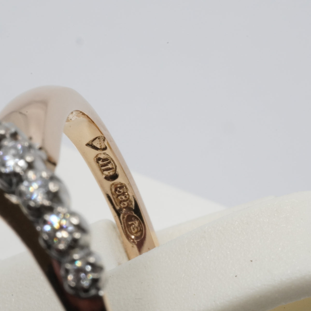 14K Yellow Gold 5 Diamond Wave Ring- 1996