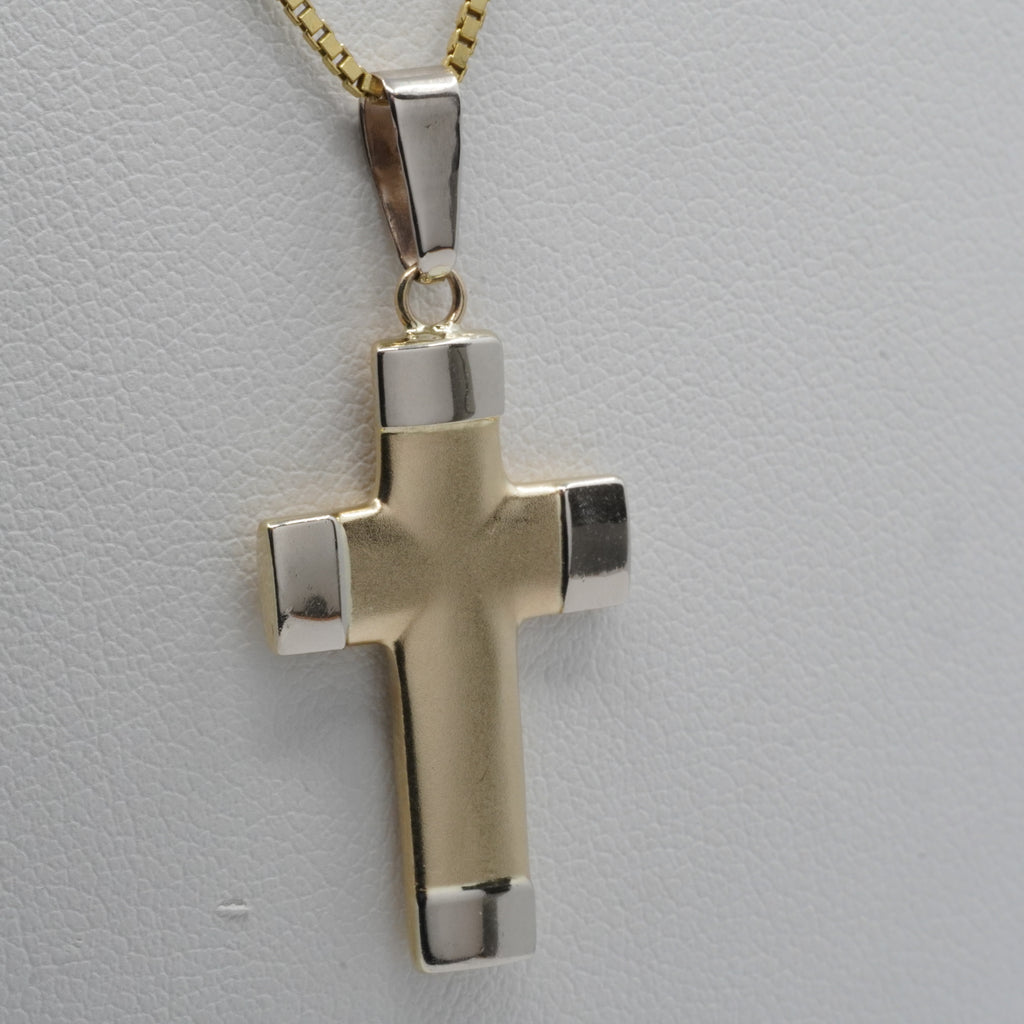 14K Gold Classic Cross Pendant
