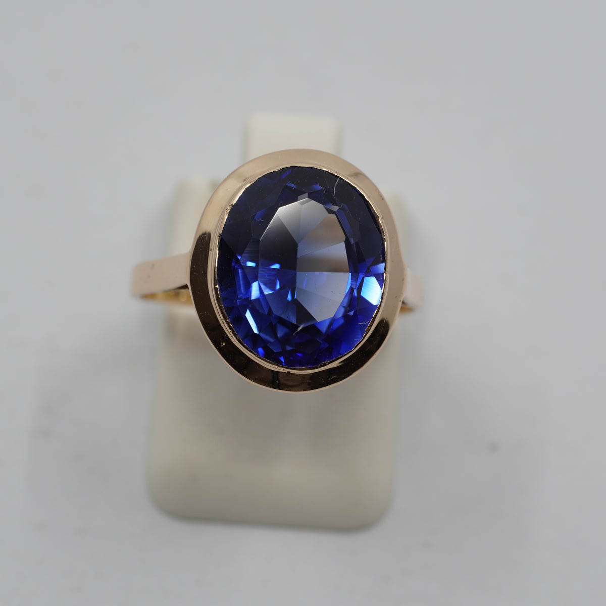 14K Midnight Blue Oval Ring