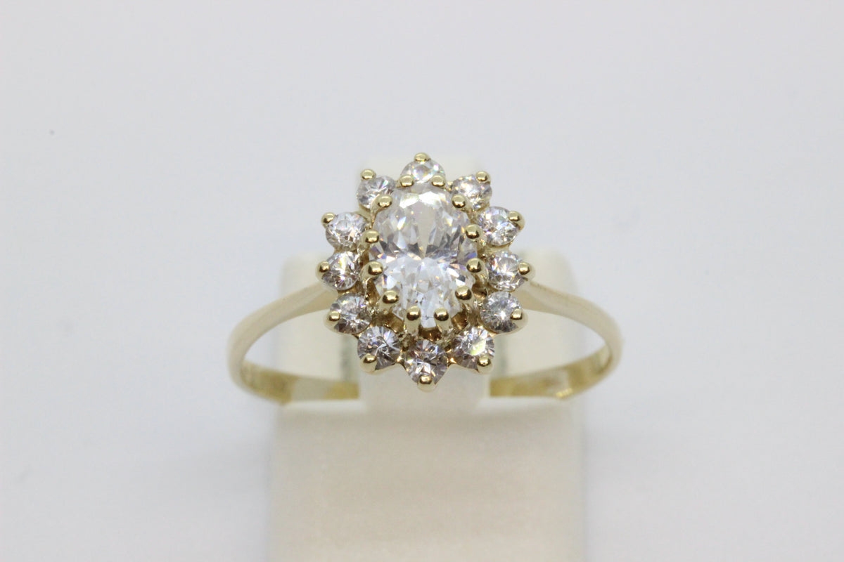 Vintage 1997 14K Gold Cluster Ring