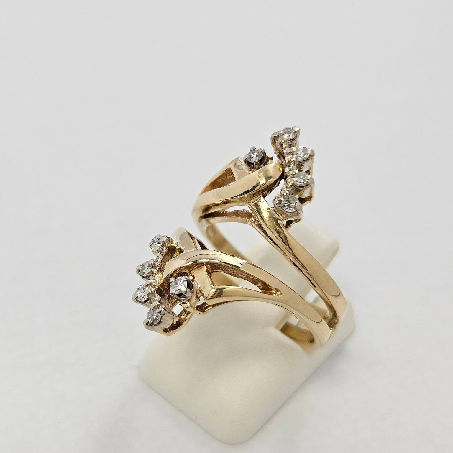 14K Gold Ring with 10 Diamonds
