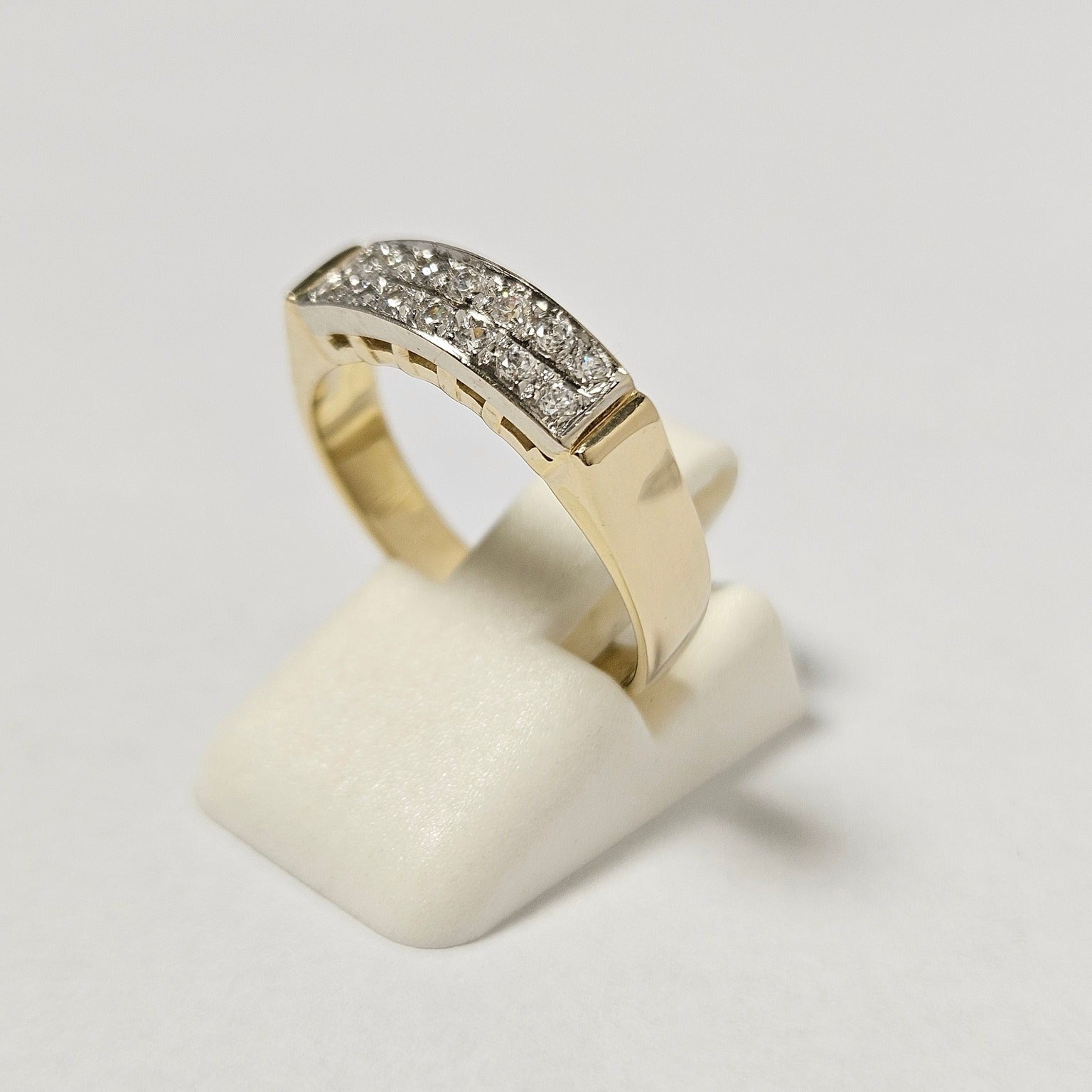 14K Gold Ring with Zircon