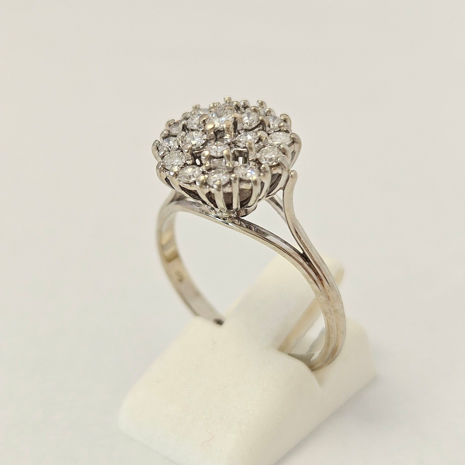 18K Gold Ring with Diamonds