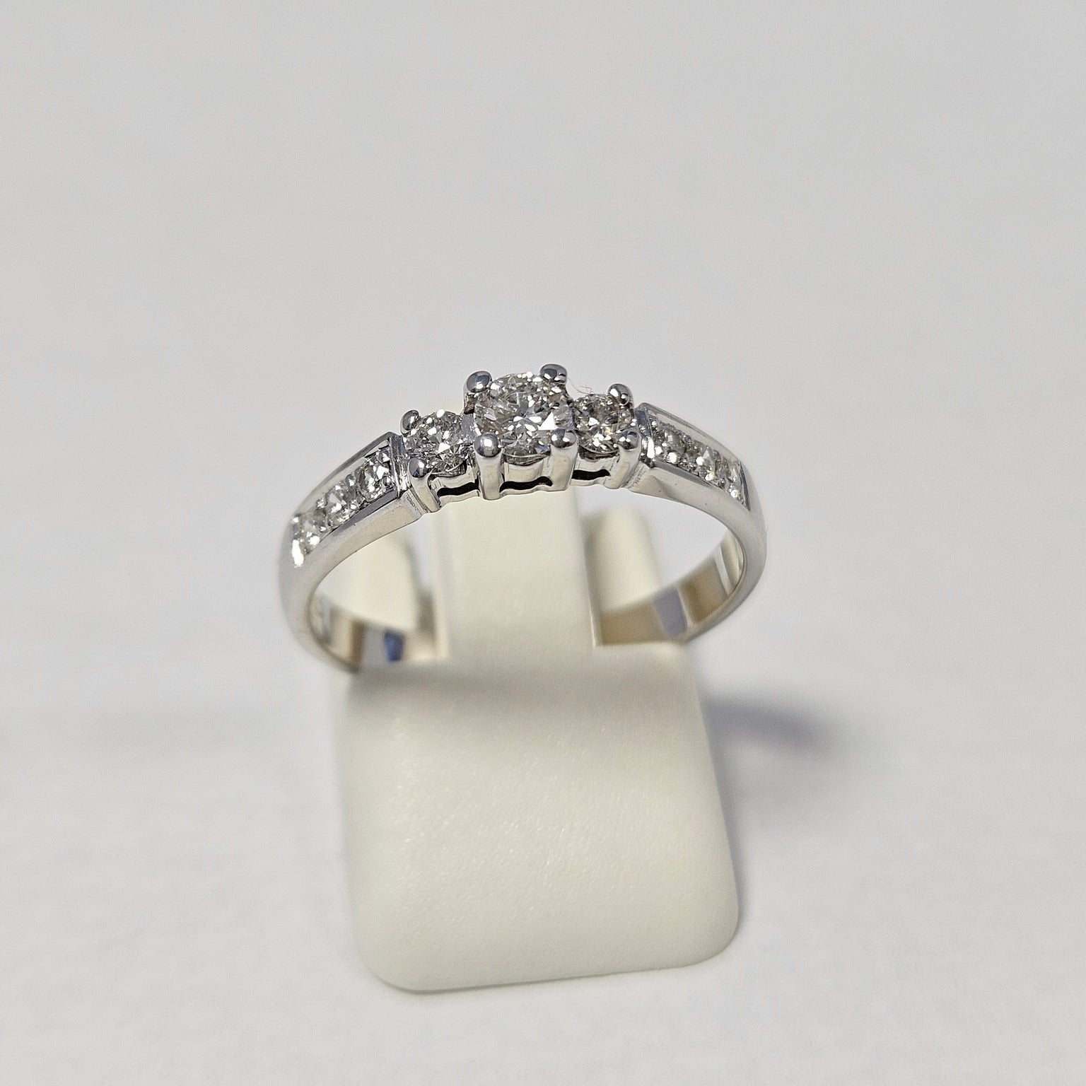 18K Gold Ring with Diamonds