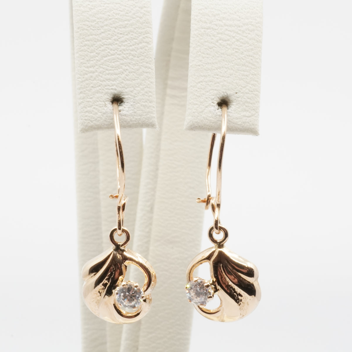 14K Gold Floral Drop Earrings