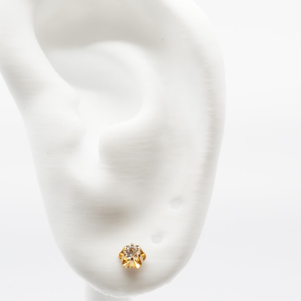14K Gold Clear Stone Flower Stud Earrings
