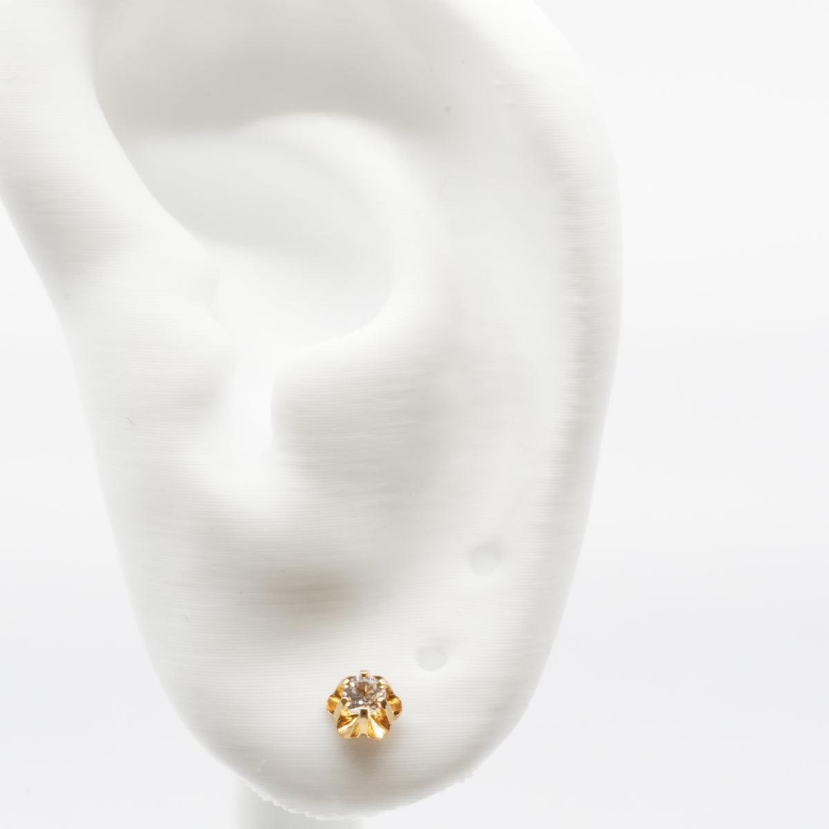 14K Gold Clear Stone Flower Stud Earrings
