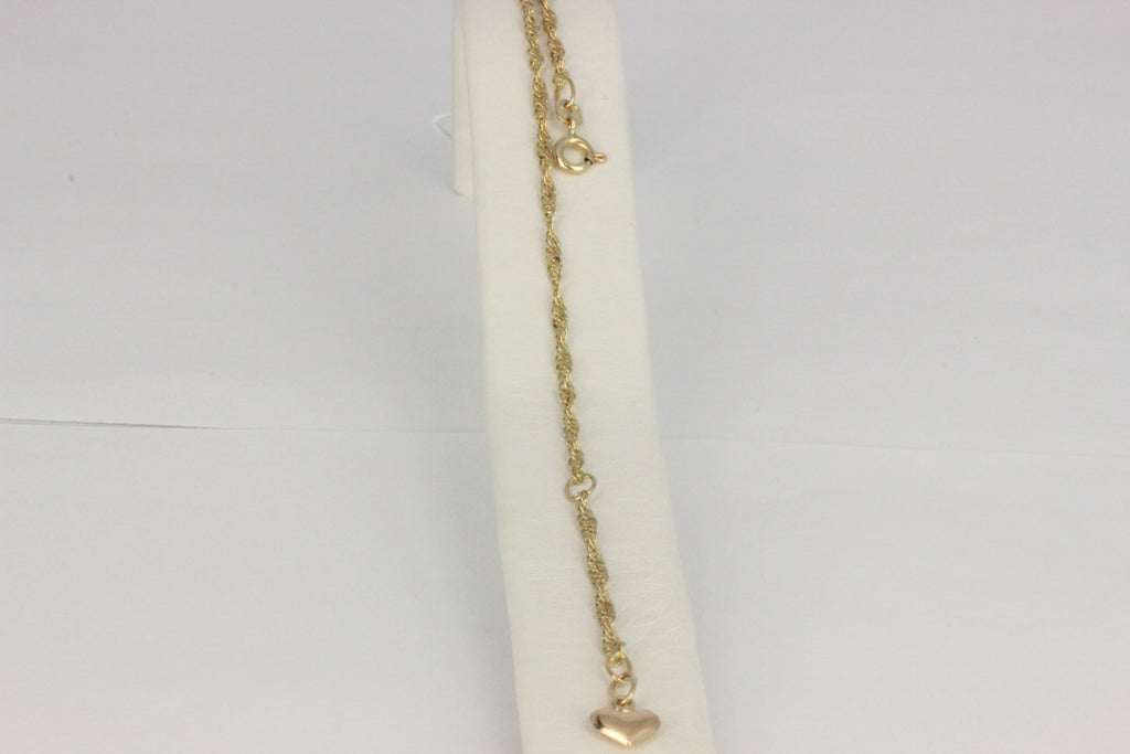 14K Gold Anklet with Pendant