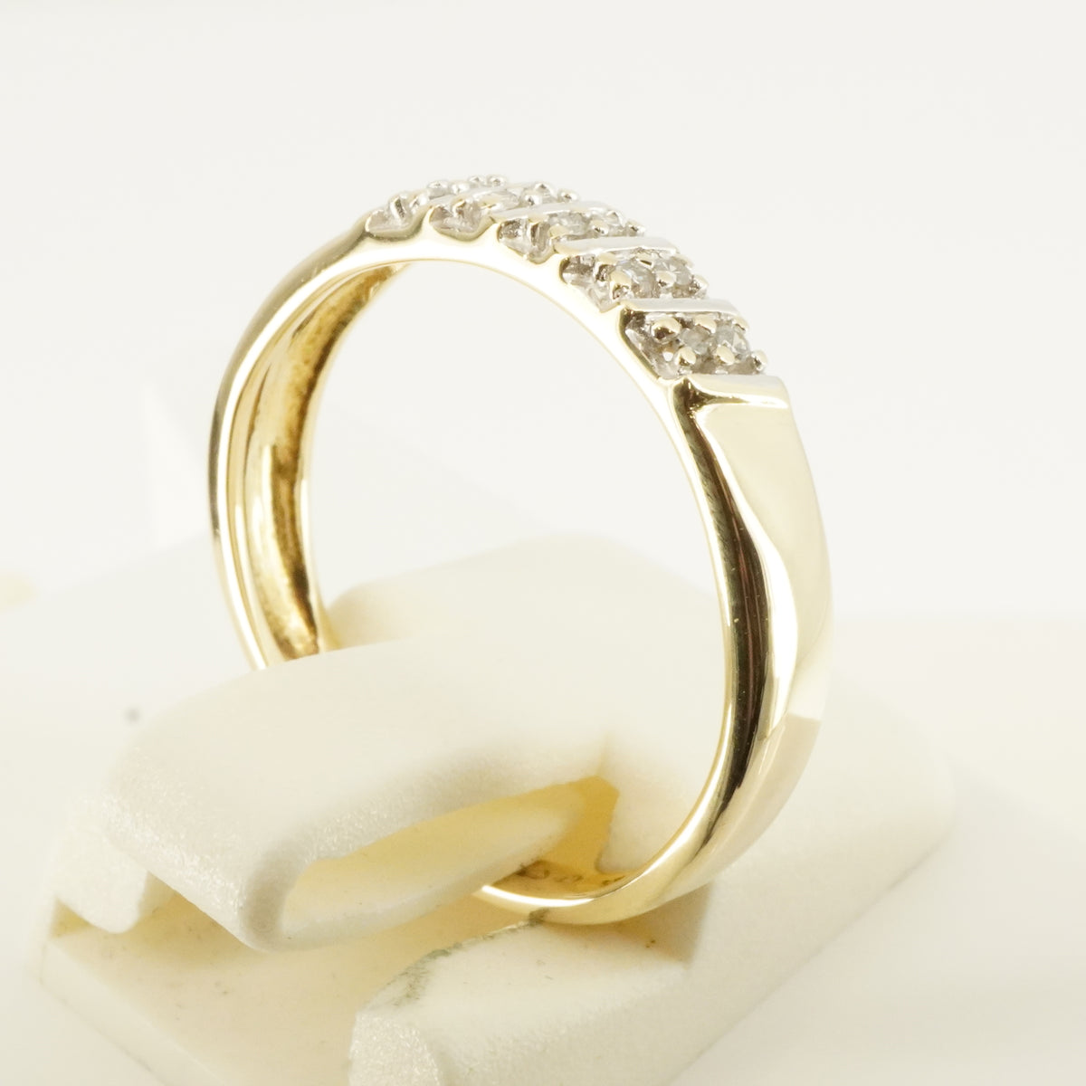 14K Gold 10- Diamond Ring