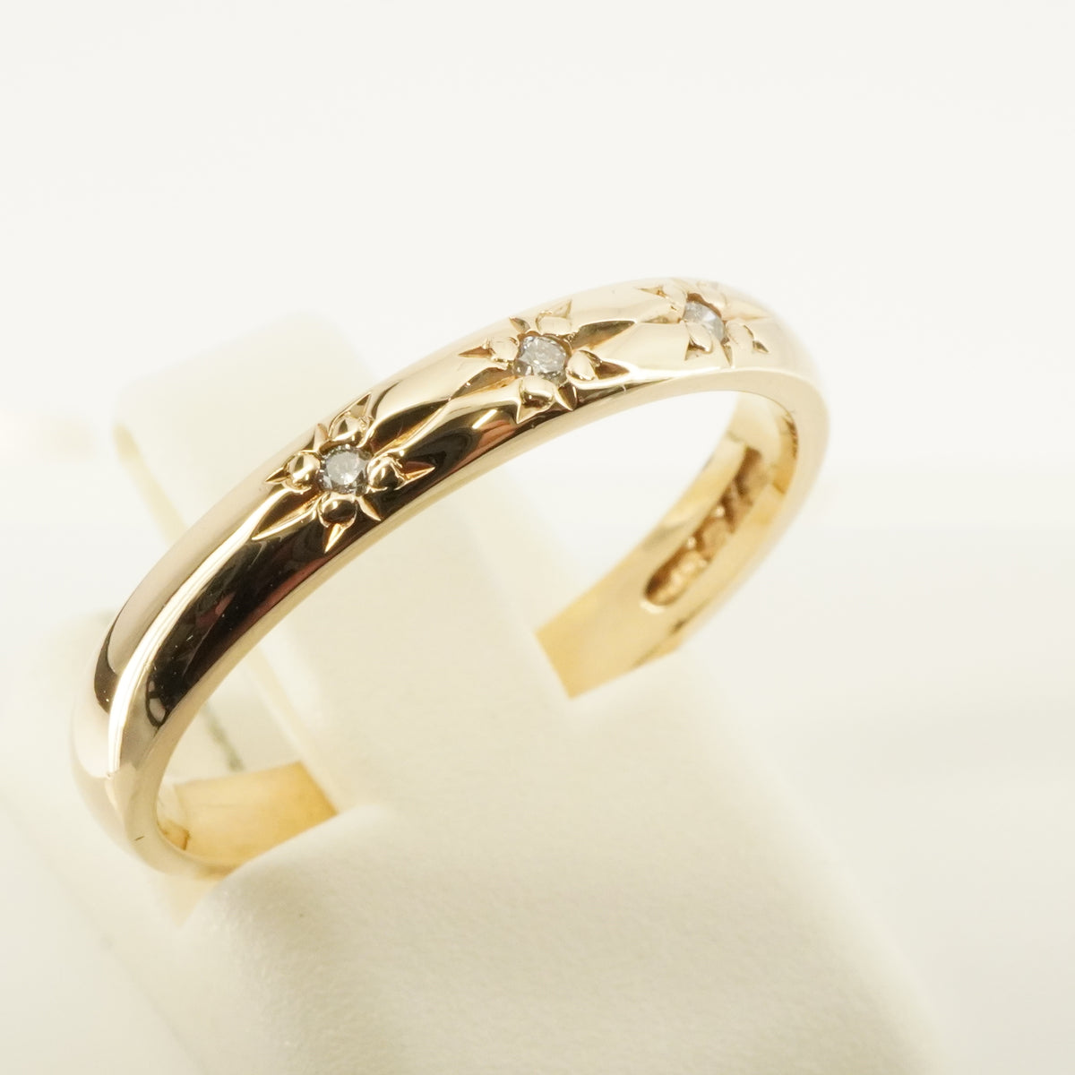 14K Gold Three-Diamond Band Ring-2004
