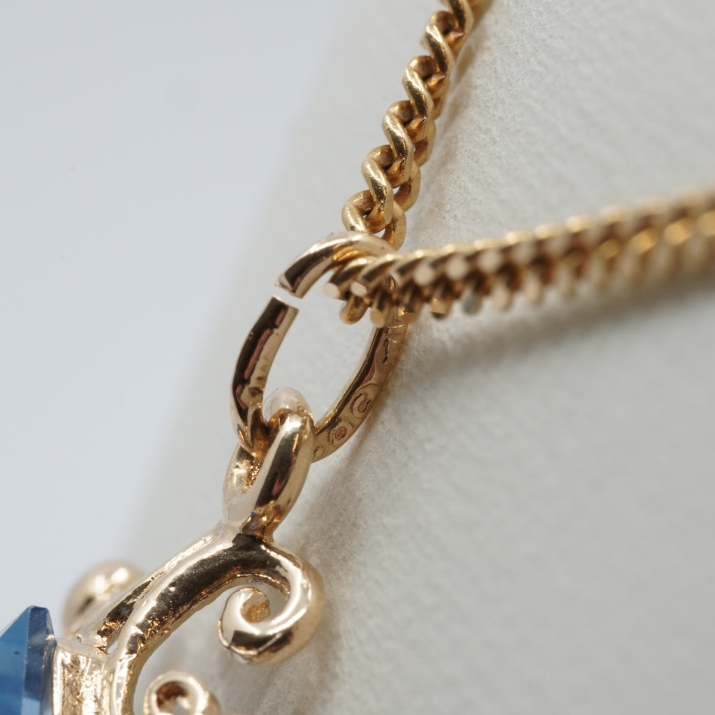 Vintage 14K Gold Blue Gemstone Pendant