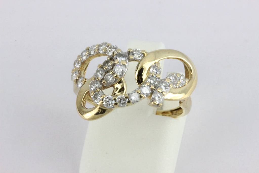 18K Gold 25-Diamond Statement Ring