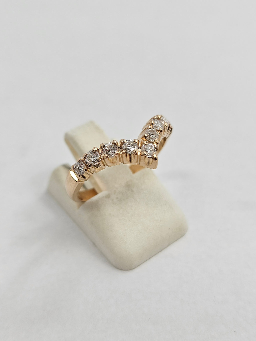 14K Gold 9 Diamond V-Shaped Ring