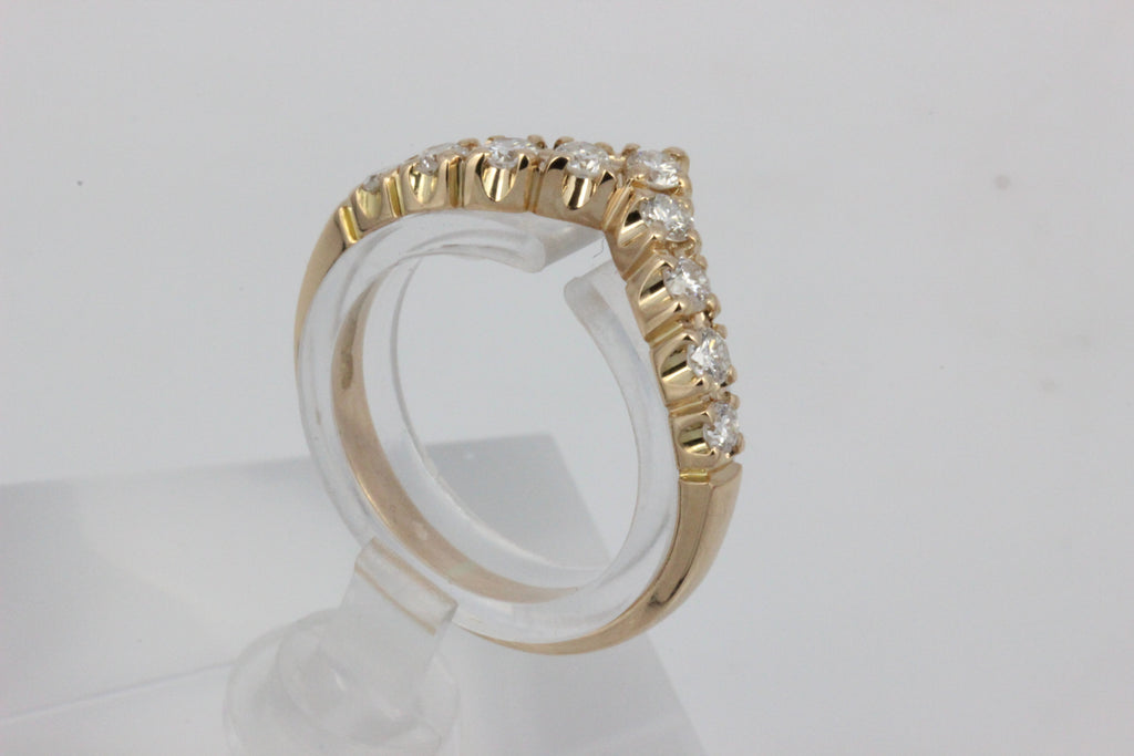 14K Gold 9 Diamond V-Shaped Ring