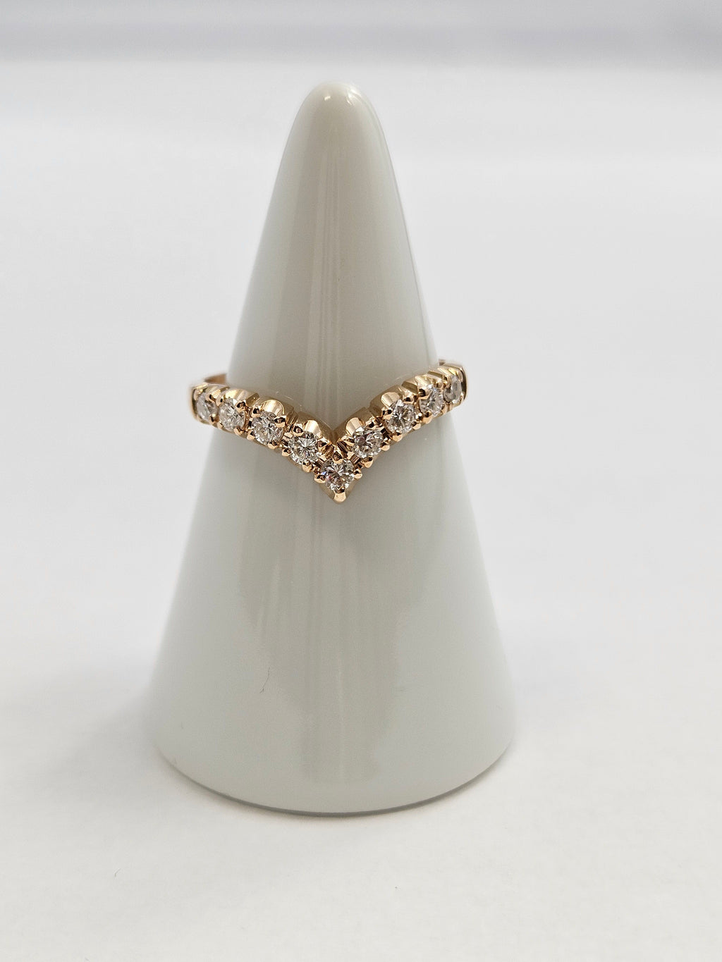 14K Gold 9 Diamond V-Shaped Ring