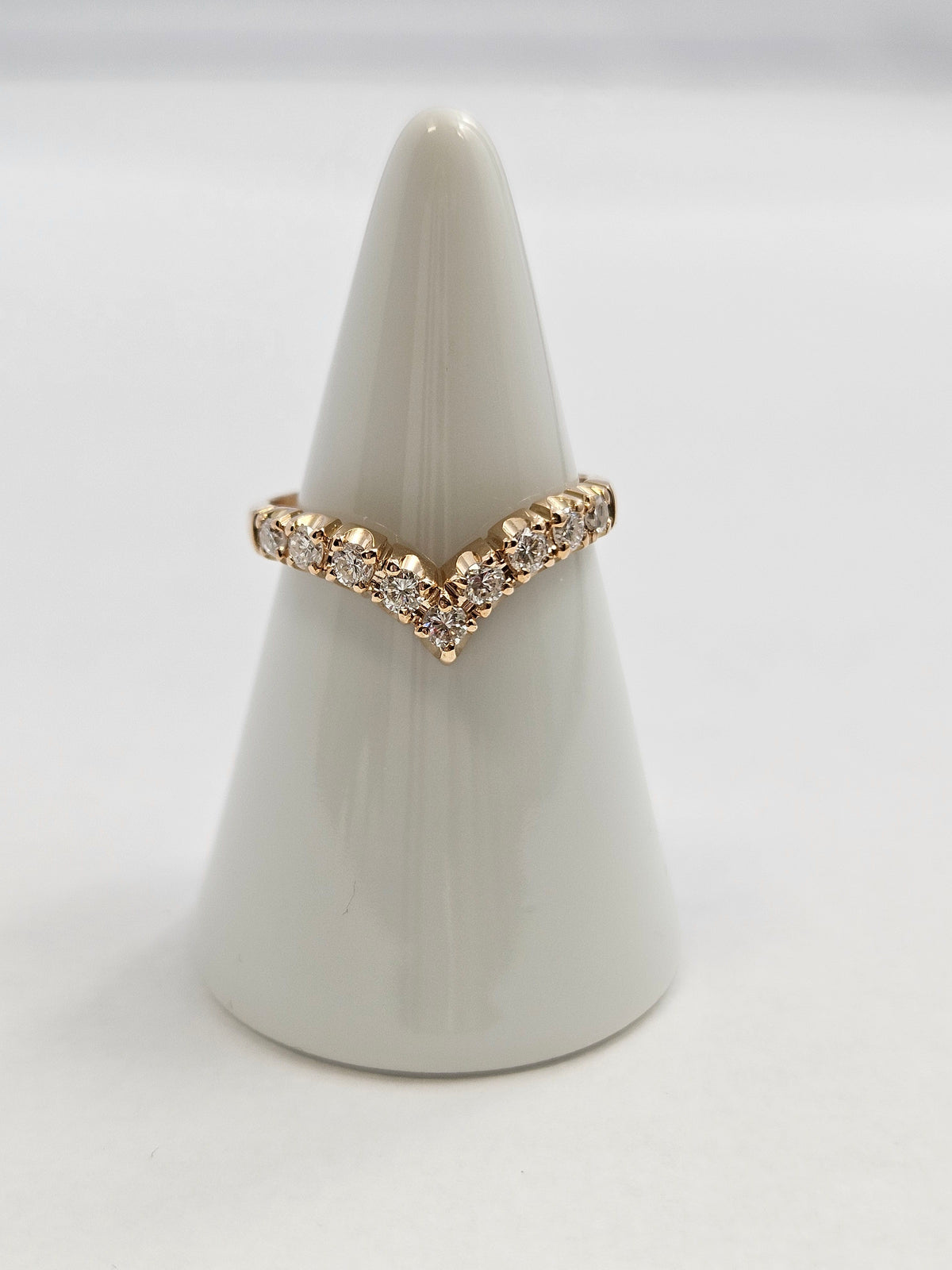 14K Gold 9 Diamond V-Shaped Ring