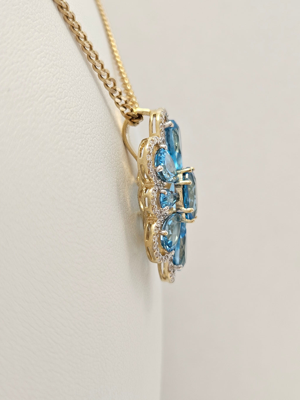 14K Gold Blue Gemstone Pendant
