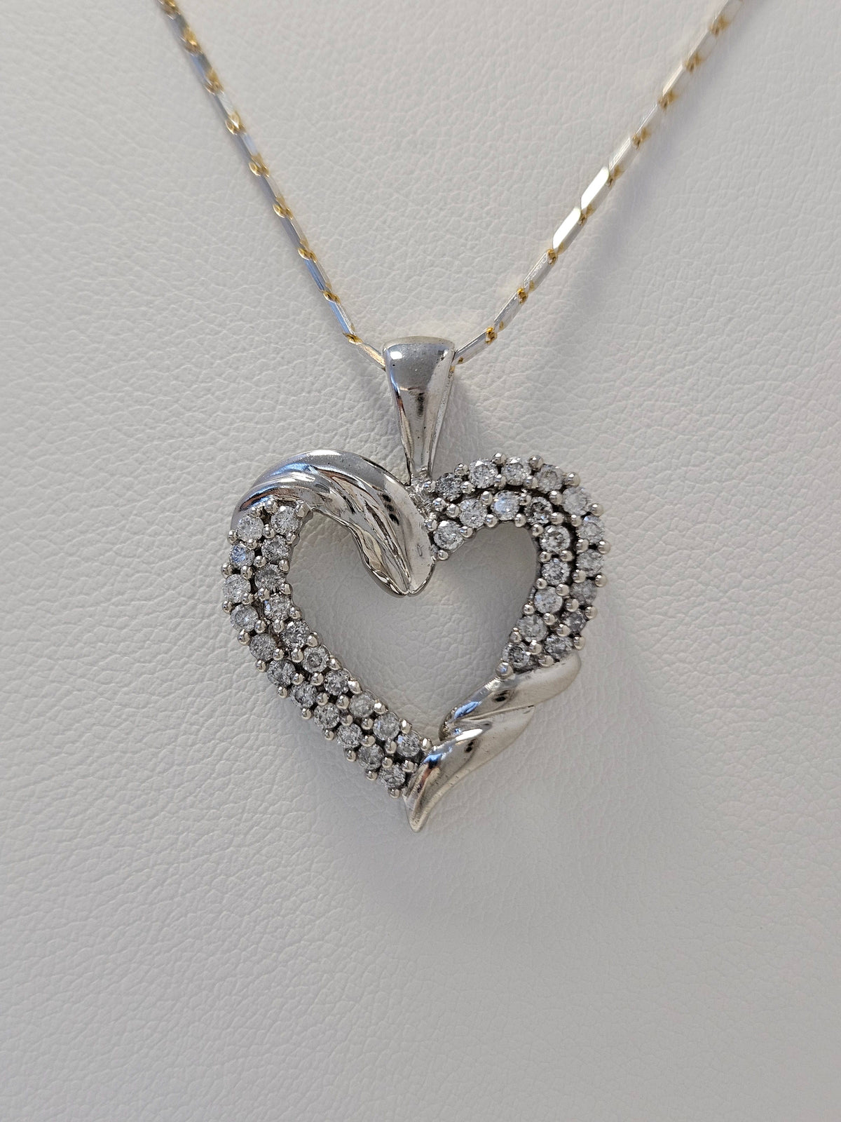 14K White Gold 40 Diamond Heart Pendant
