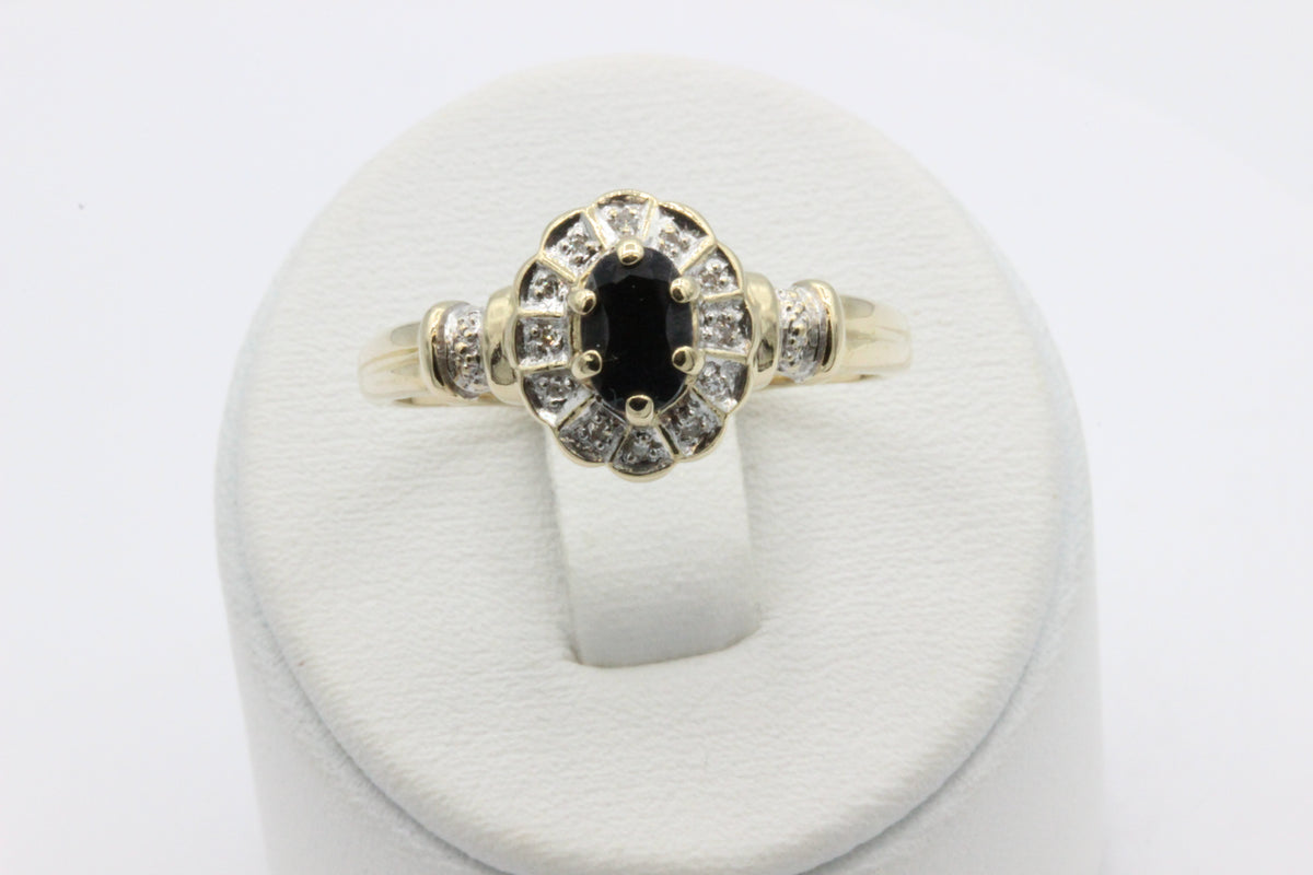 14K Gold 12- Diamond Cluster Ring