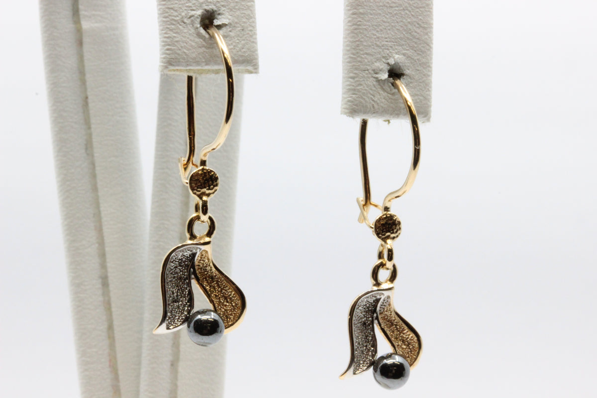 14K Gold Floral Drop Earrings