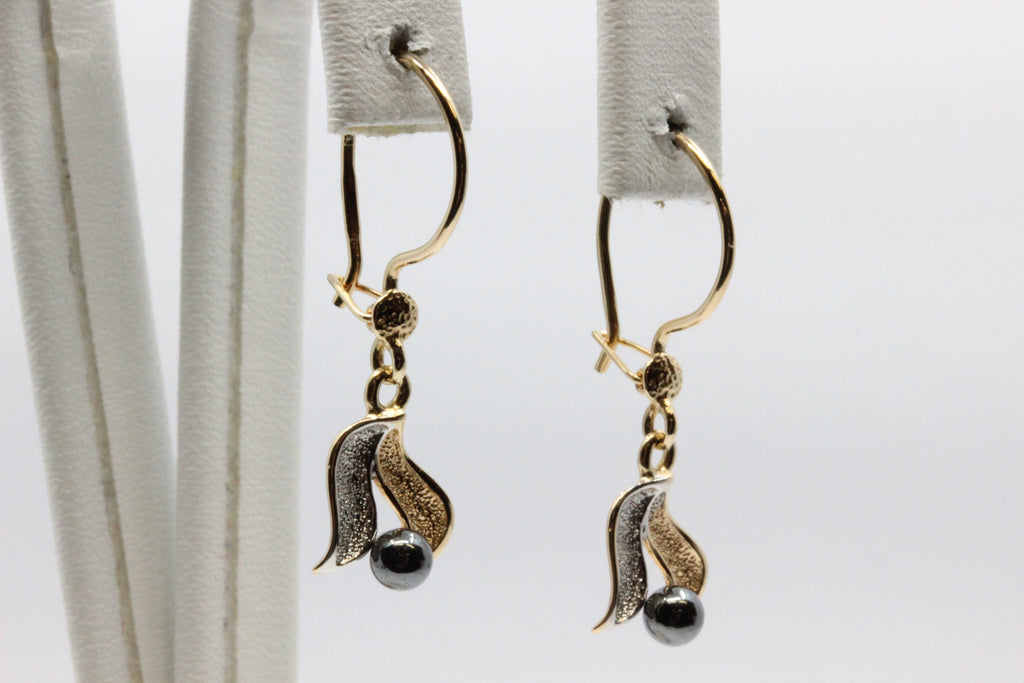 14K Gold Floral Drop Earrings