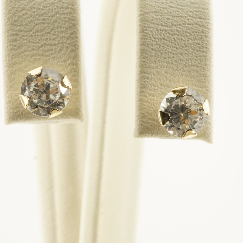 14K Gold Solitaire Stud Earrings