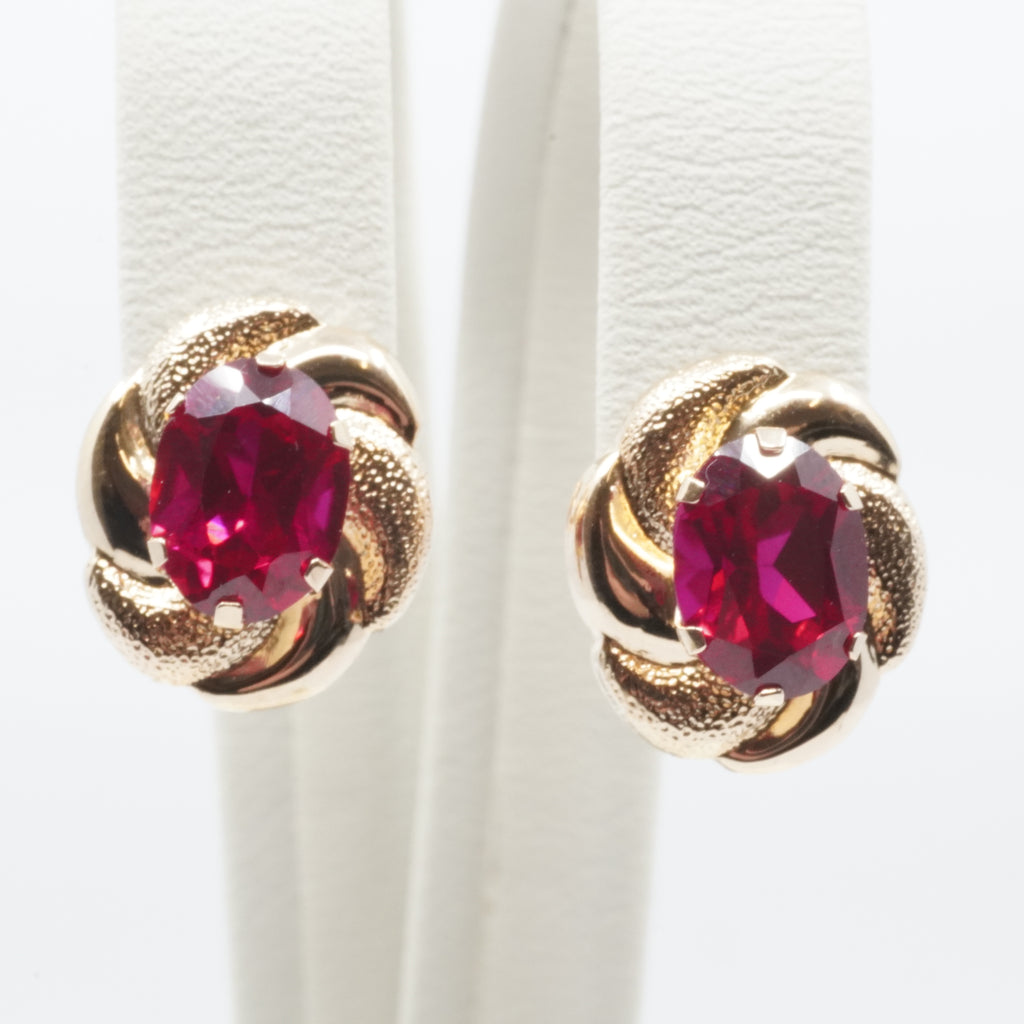 14K Gold Red Stone Swirl Stud earrings