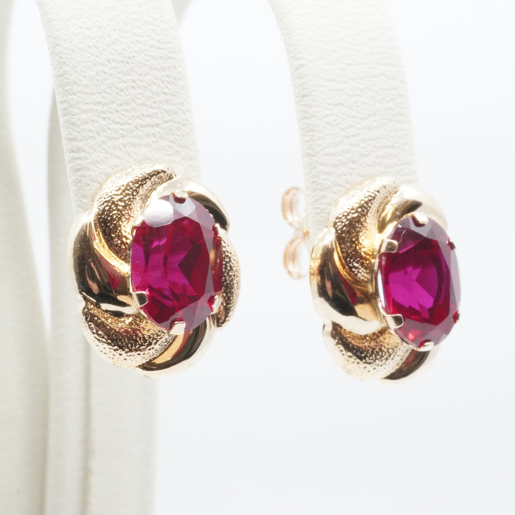 14K Gold Red Stone Swirl Stud earrings