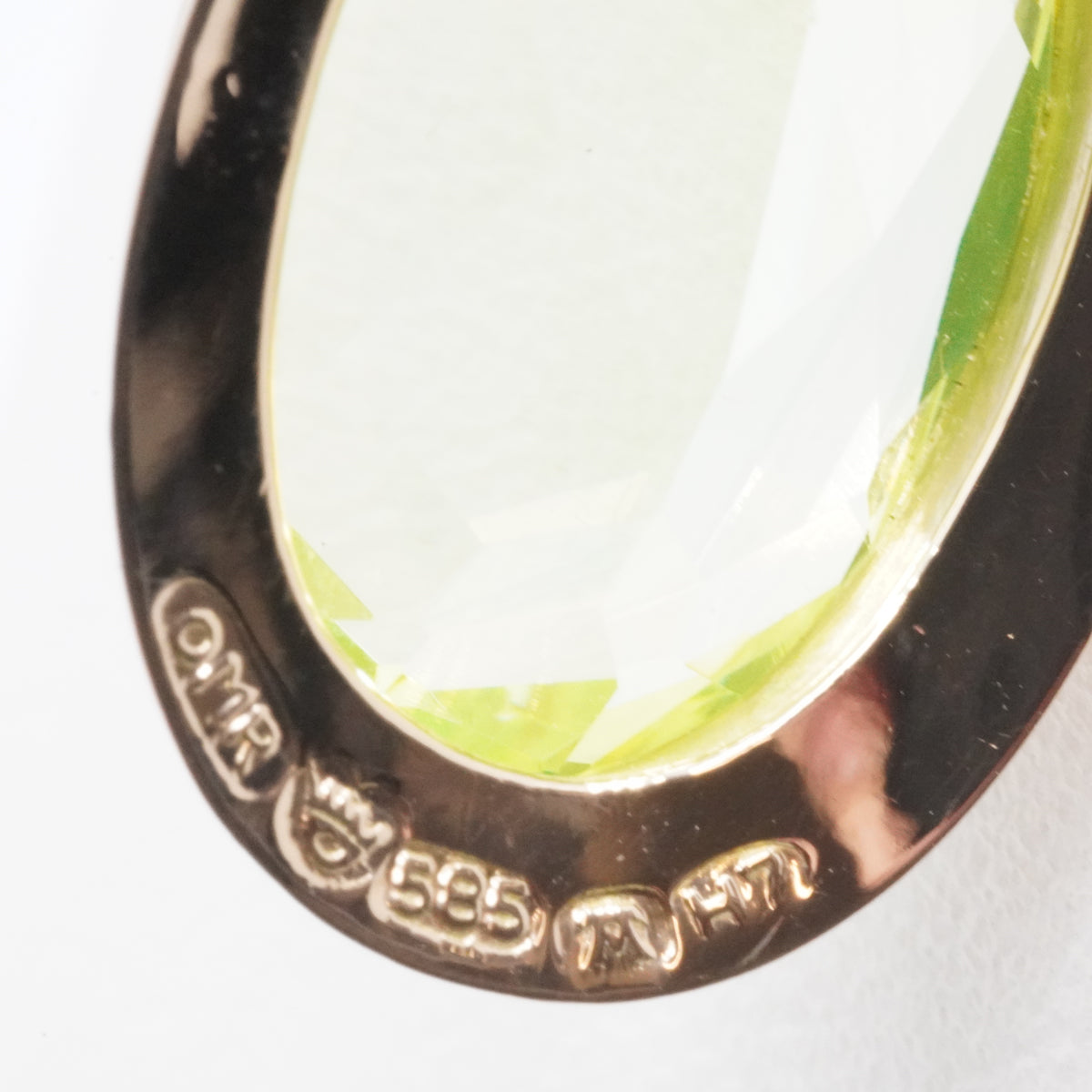 Vintage 1961 14K Gold Peridot Pendant
