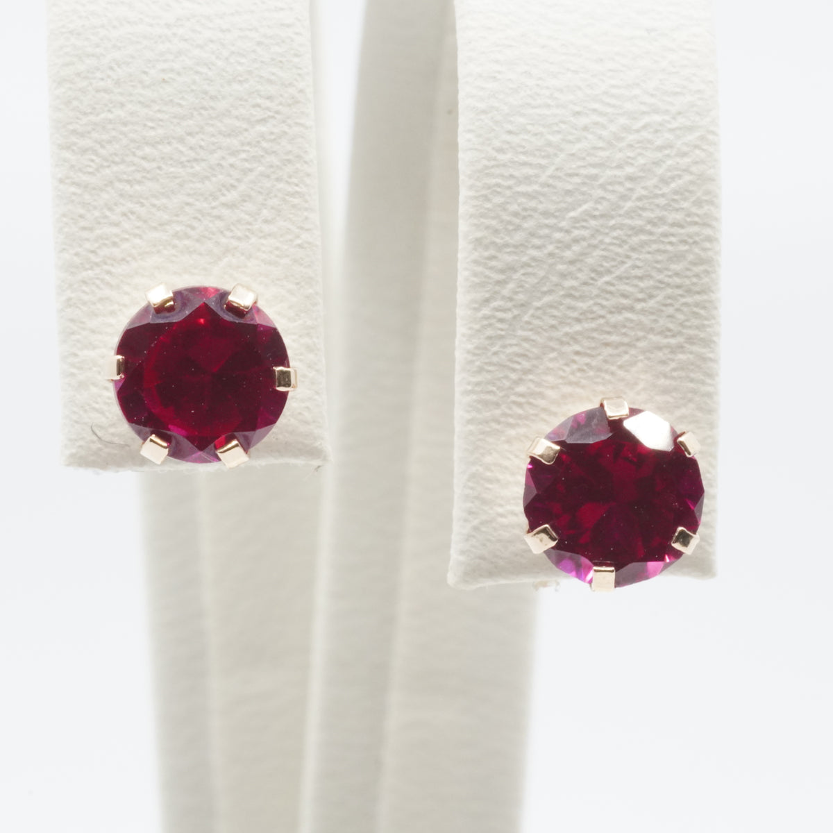 14K Gold Red Stone Stud Earrings