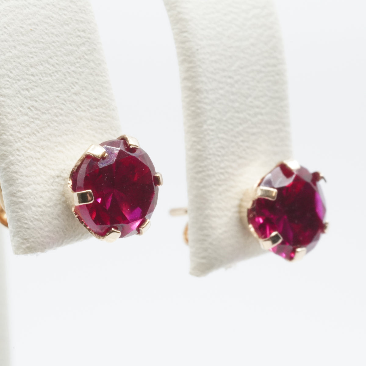 14K Gold Red Stone Stud Earrings