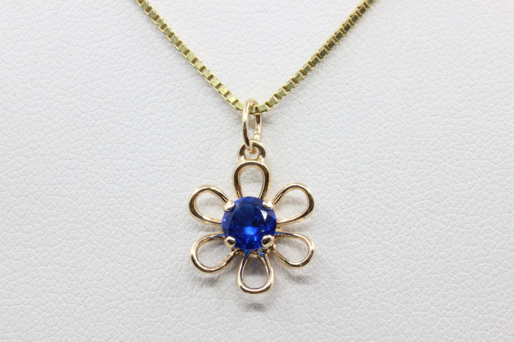 14K Gold Blue Stone Flower Pendant