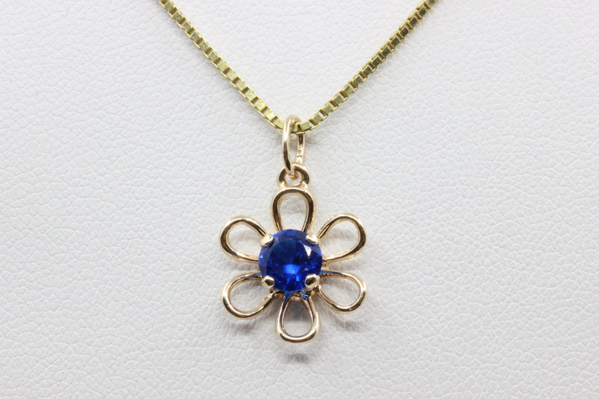 14K Gold Blue Stone Flower Pendant
