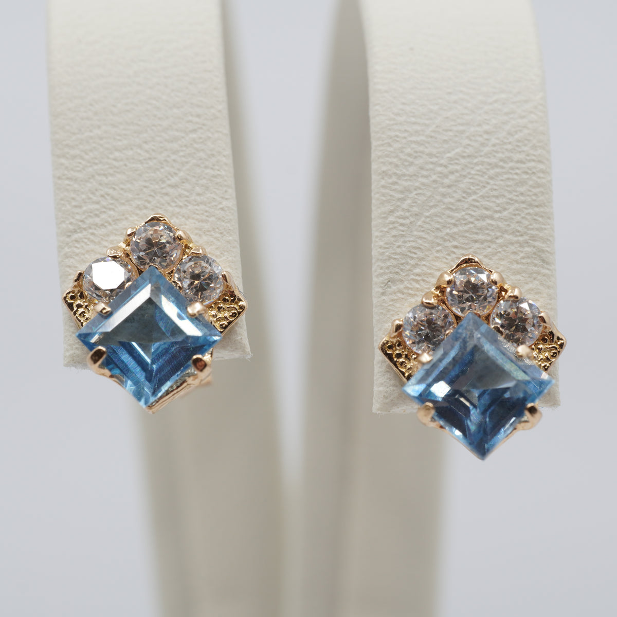 14K Gold Blue Clear Stone Stud Earrings