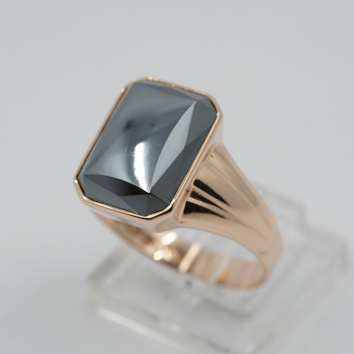 Vintage 1963 14K Gold Hematite Signet Ring