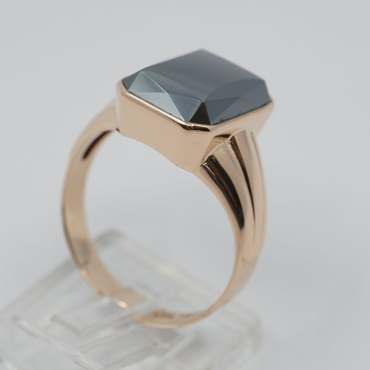 Vintage 1963 14K Gold Hematite Signet Ring
