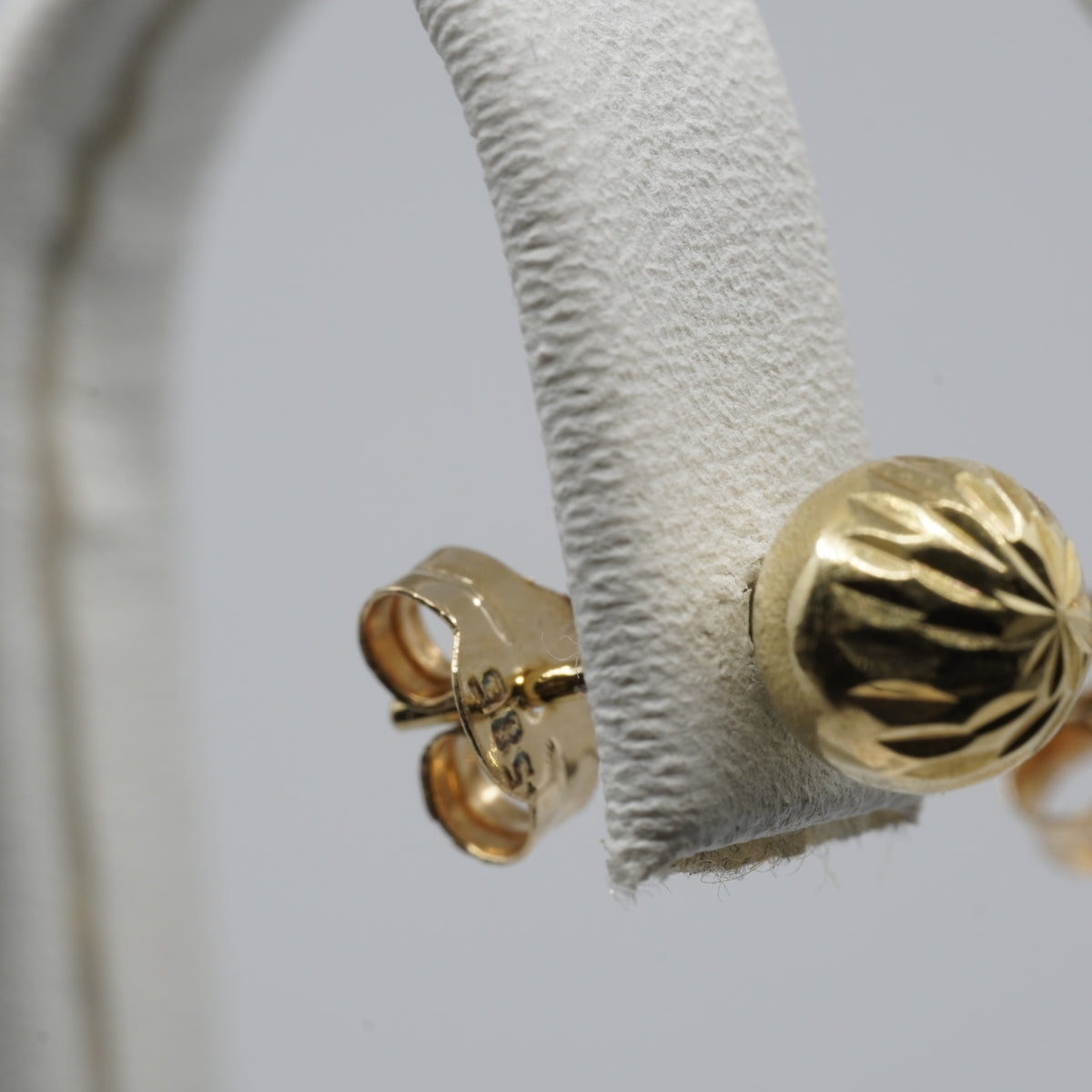 14K Gold Sunburst Stud Earrings