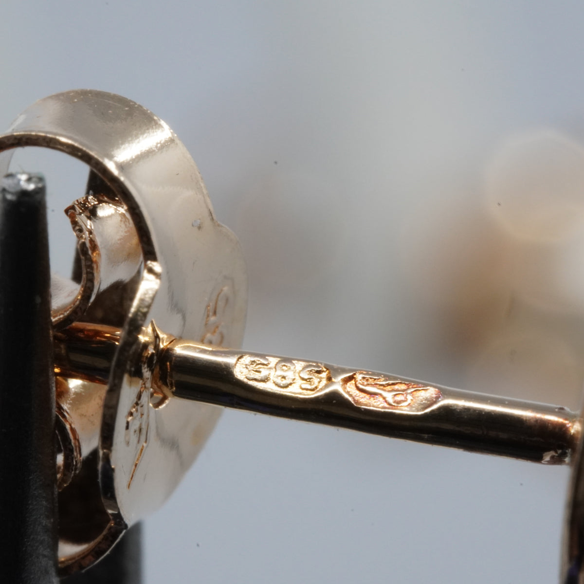 14K Gold Pearl Stud Earrings
