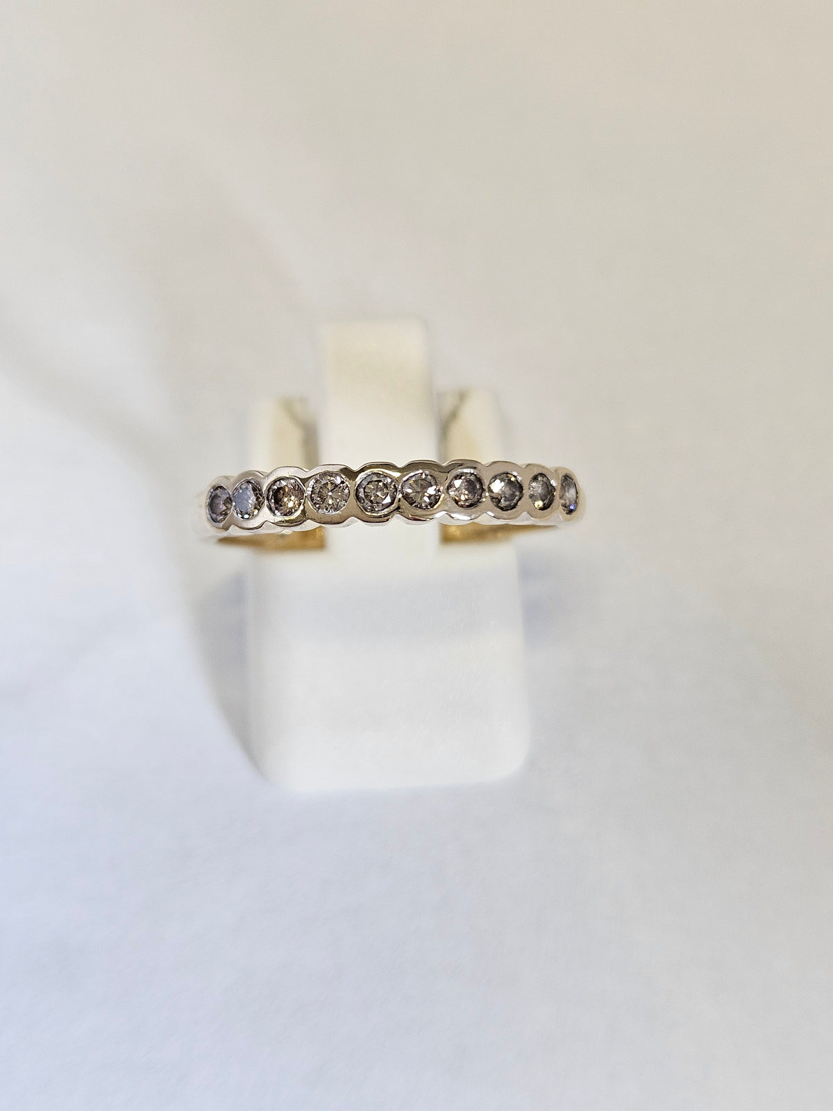 Vintage 14K Gold 10 Diamond Ring