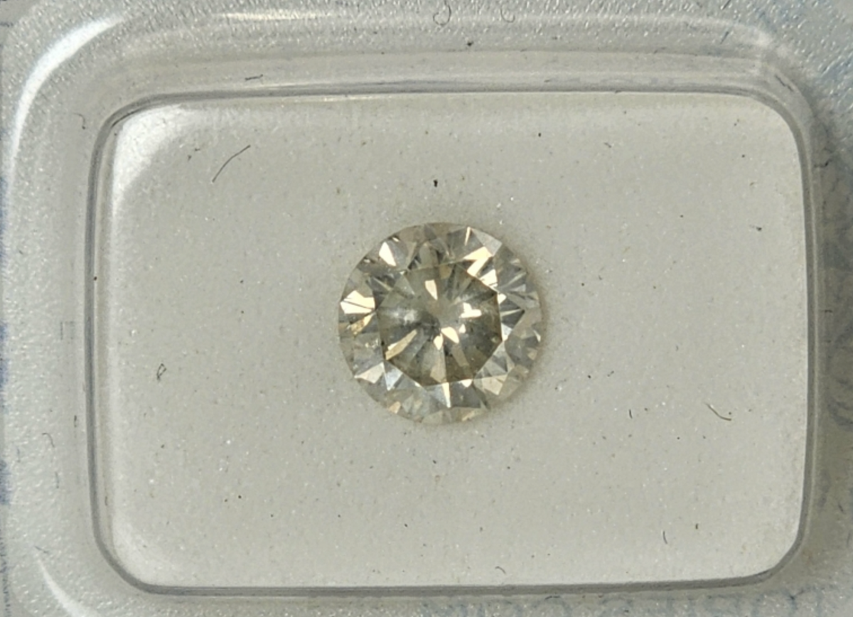 1.09ct Certified Natural Diamond- L/SI2